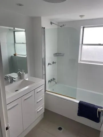 2 Bdrm 2 Bthrm Beachfront Apartment Surfers Paradise Gold Coast Australien
